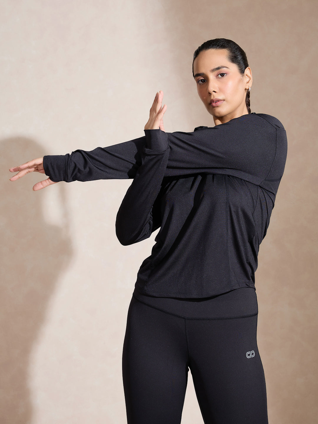Shop-Women's Ath Runner Zip Neck Black