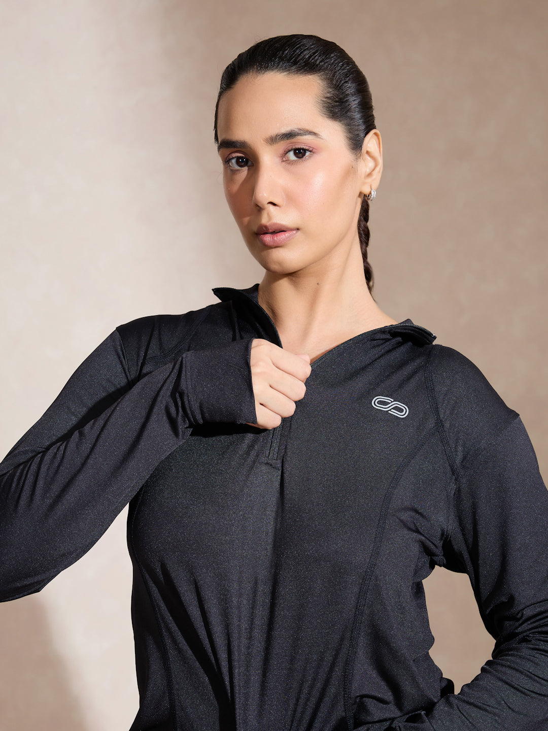 Shop-Women's Ath Runner Zip Neck Black