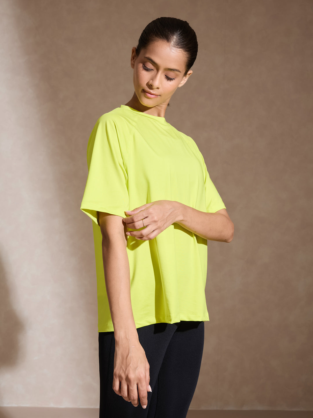 Shop-Traqfit Raglan Tee Lime