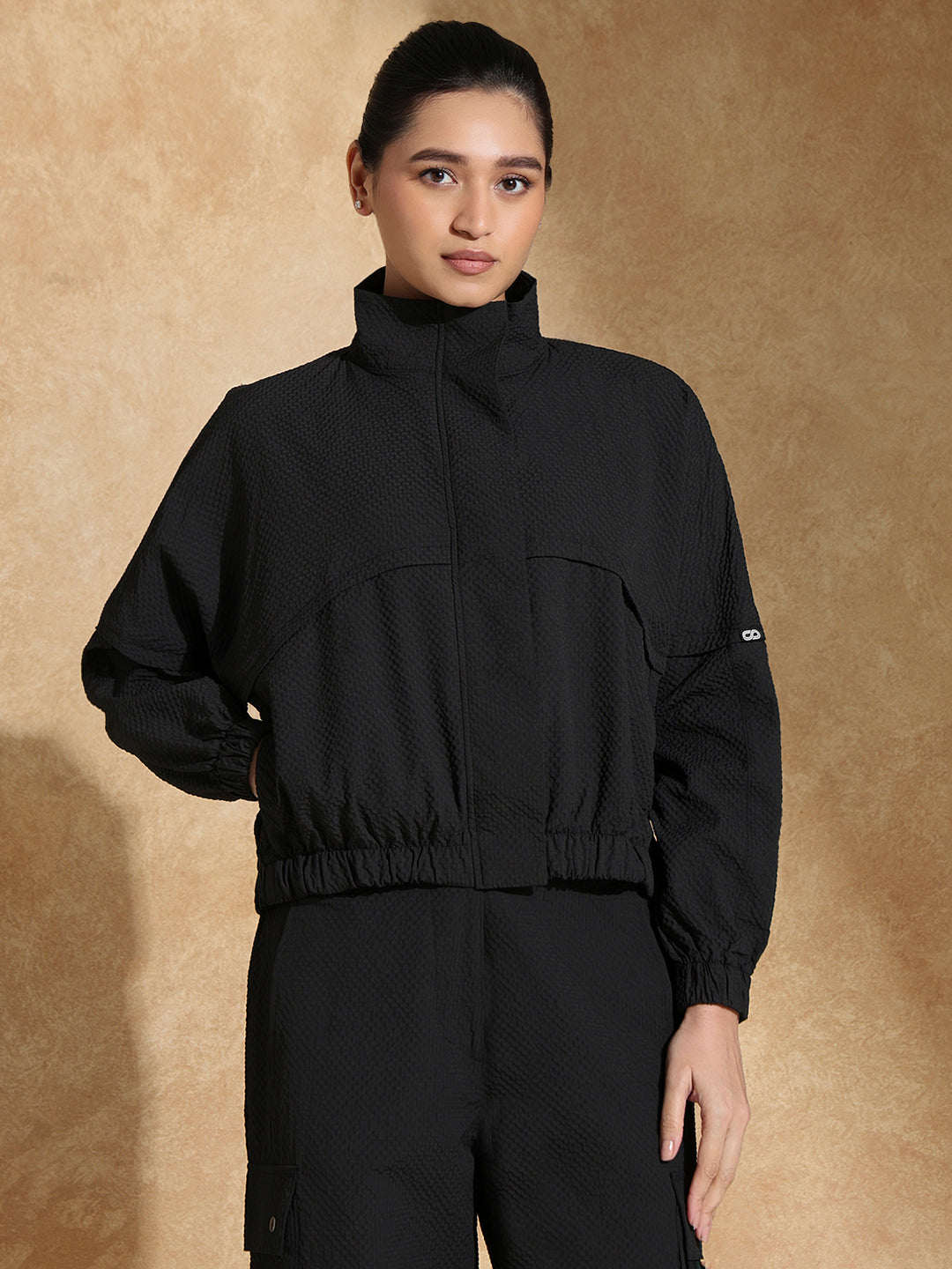 Shop-TraqPace Jacket Black