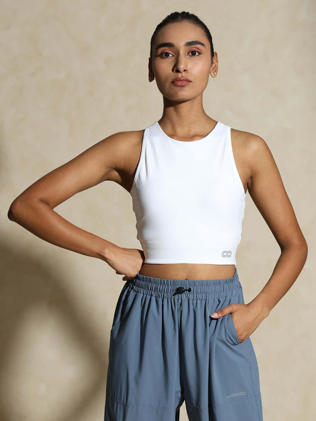 keyhole back top