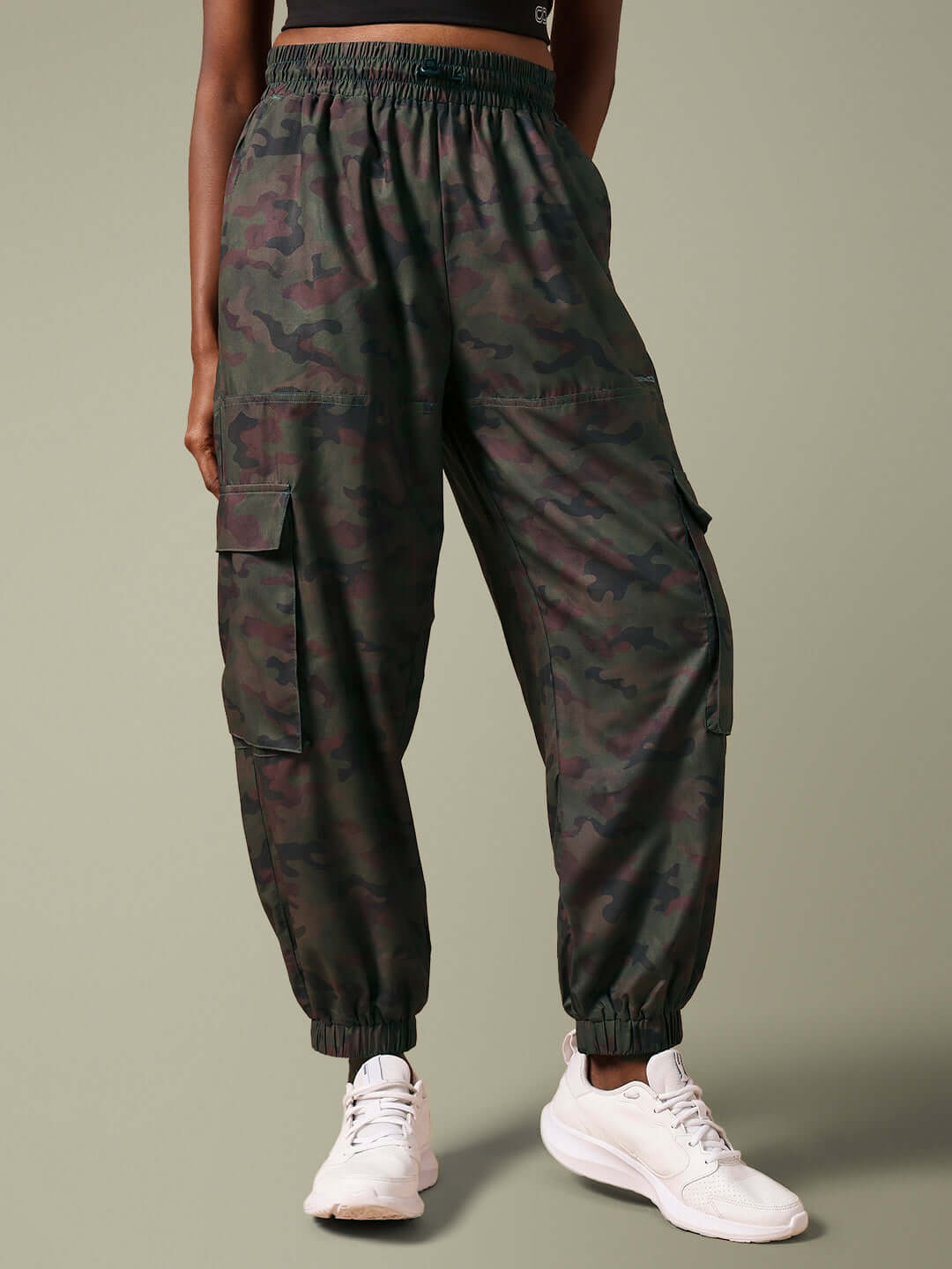 Army Camo High Impact Action Bra & Tracker Cargo Pants