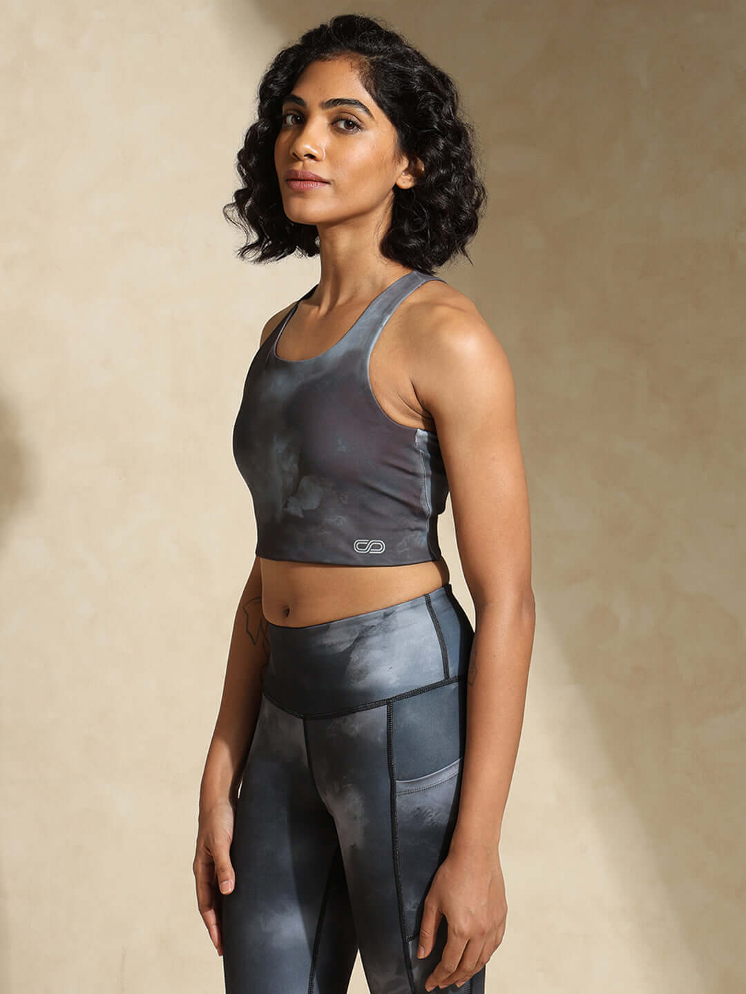 Shop-Acid Wash High Impact Action Bra & Aura Leggings