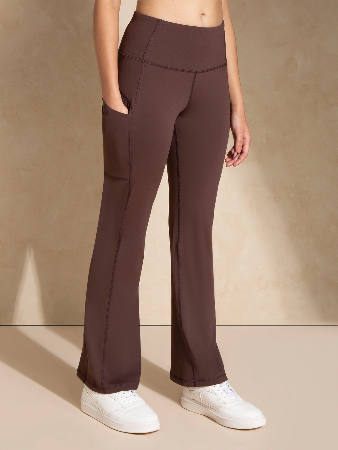 Shop-Luna Sculpt Flare Pants Java
