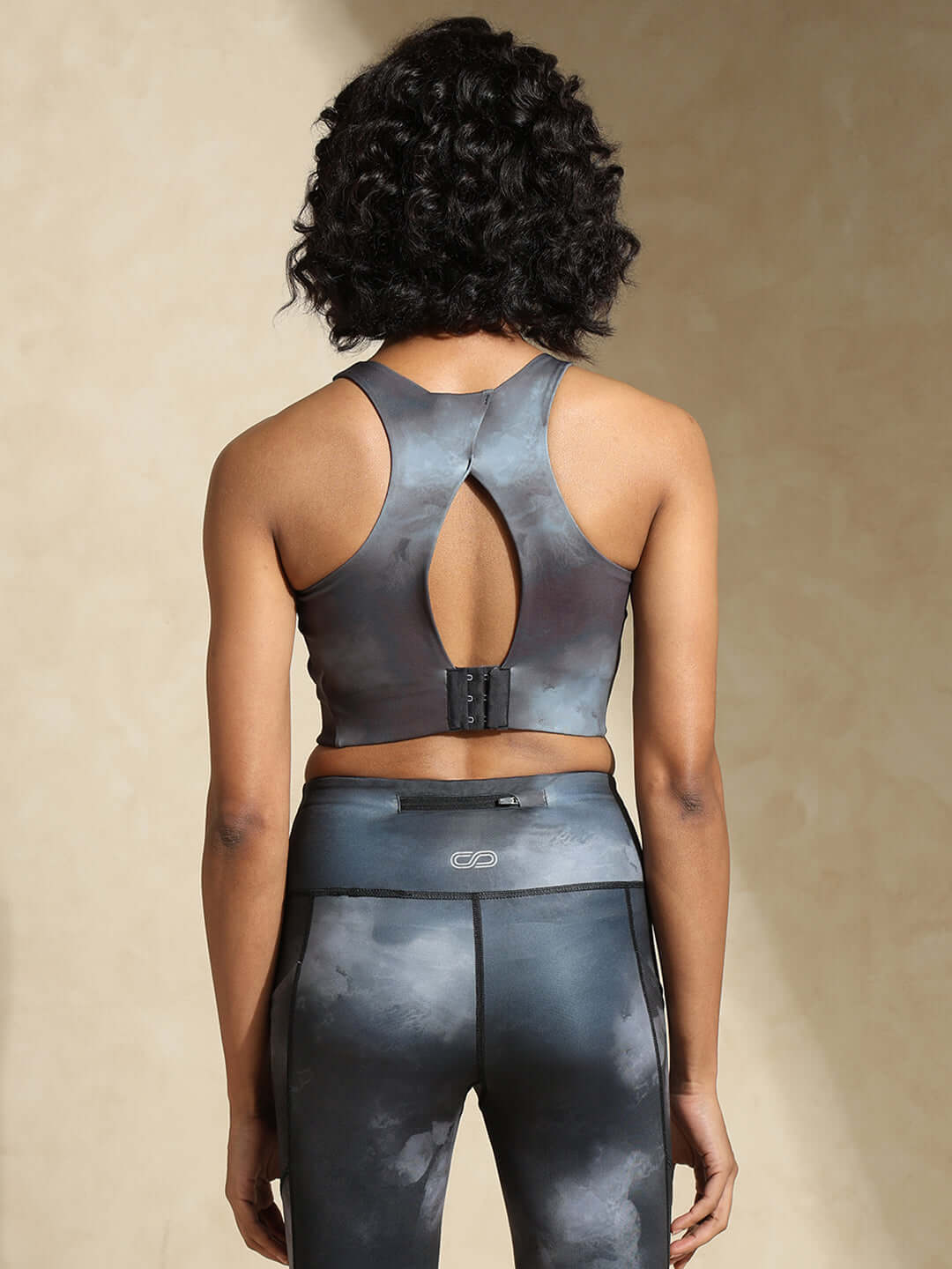 Shop-Acid Wash High Impact Action Bra & Aura Leggings