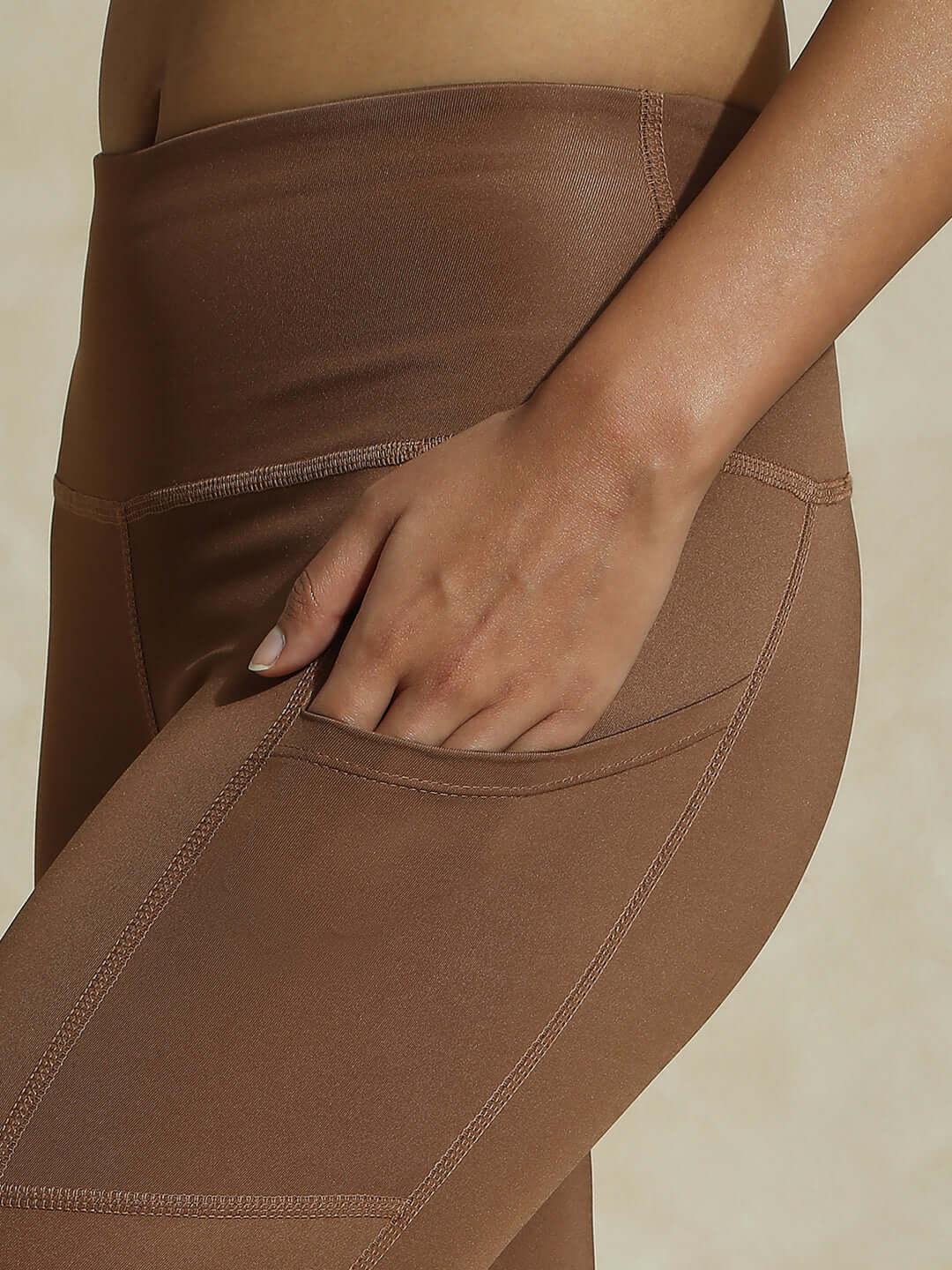 Shop-Women's Padded Cross Back Crop Top & Aura Leggings Waffle