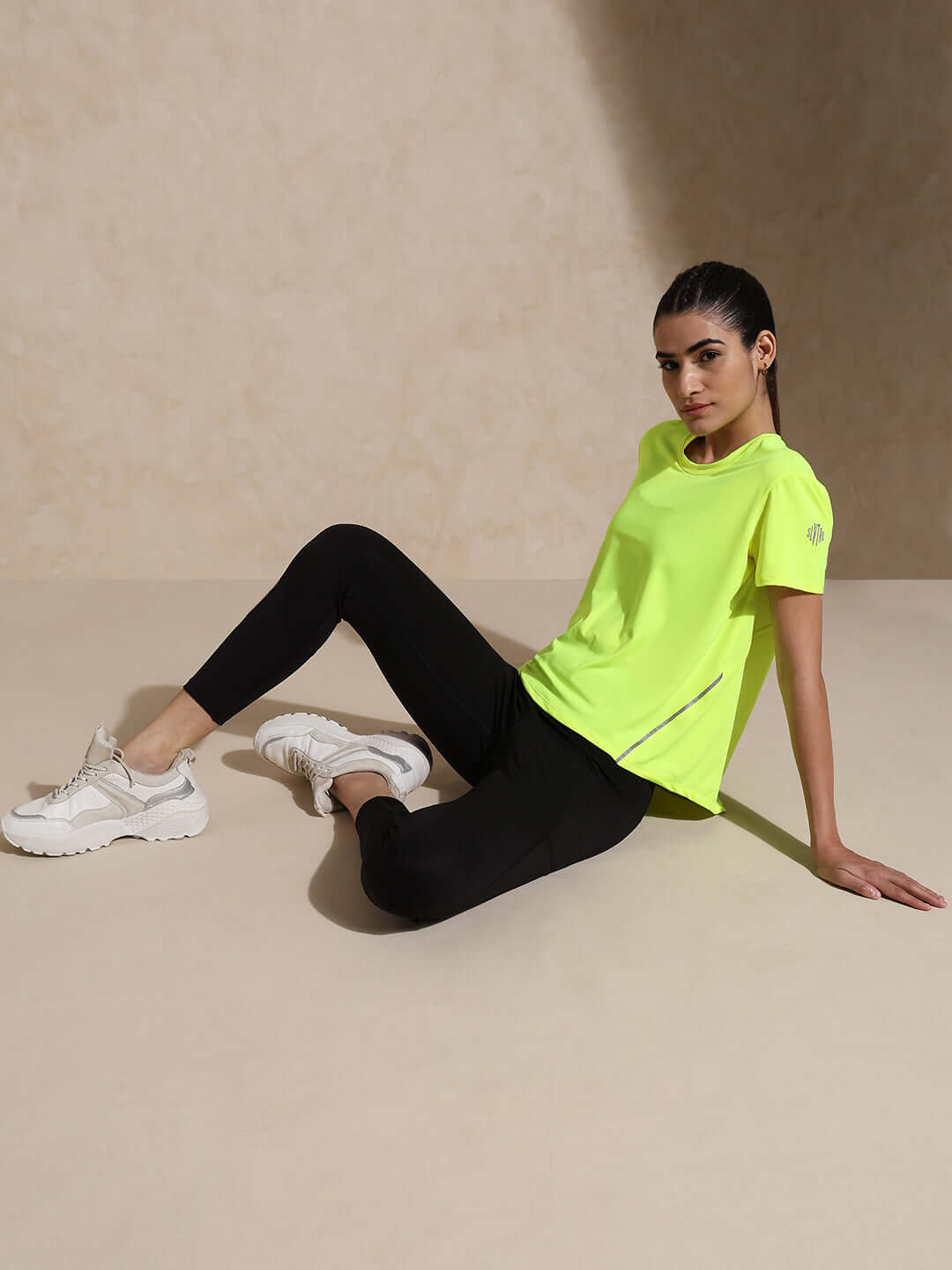 Aero TraqDry Tee Safety yellow