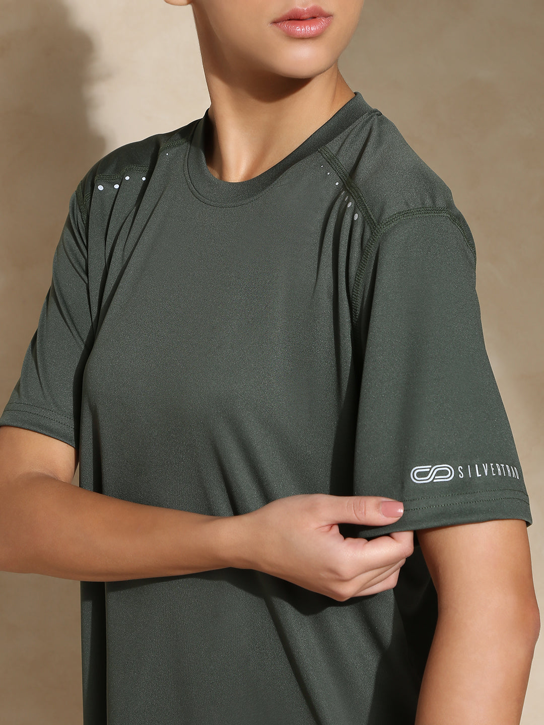 Shop-Boyfriend TraqDry Tee Olive