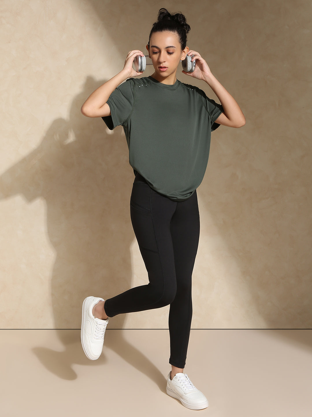 Shop-Boyfriend TraqDry Tee Olive