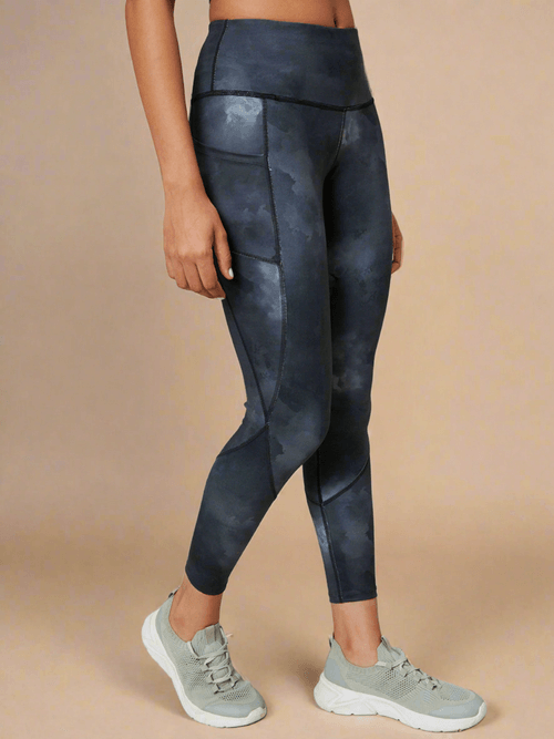 Shop-Acid Wash High Impact Action Bra & Aura Leggings