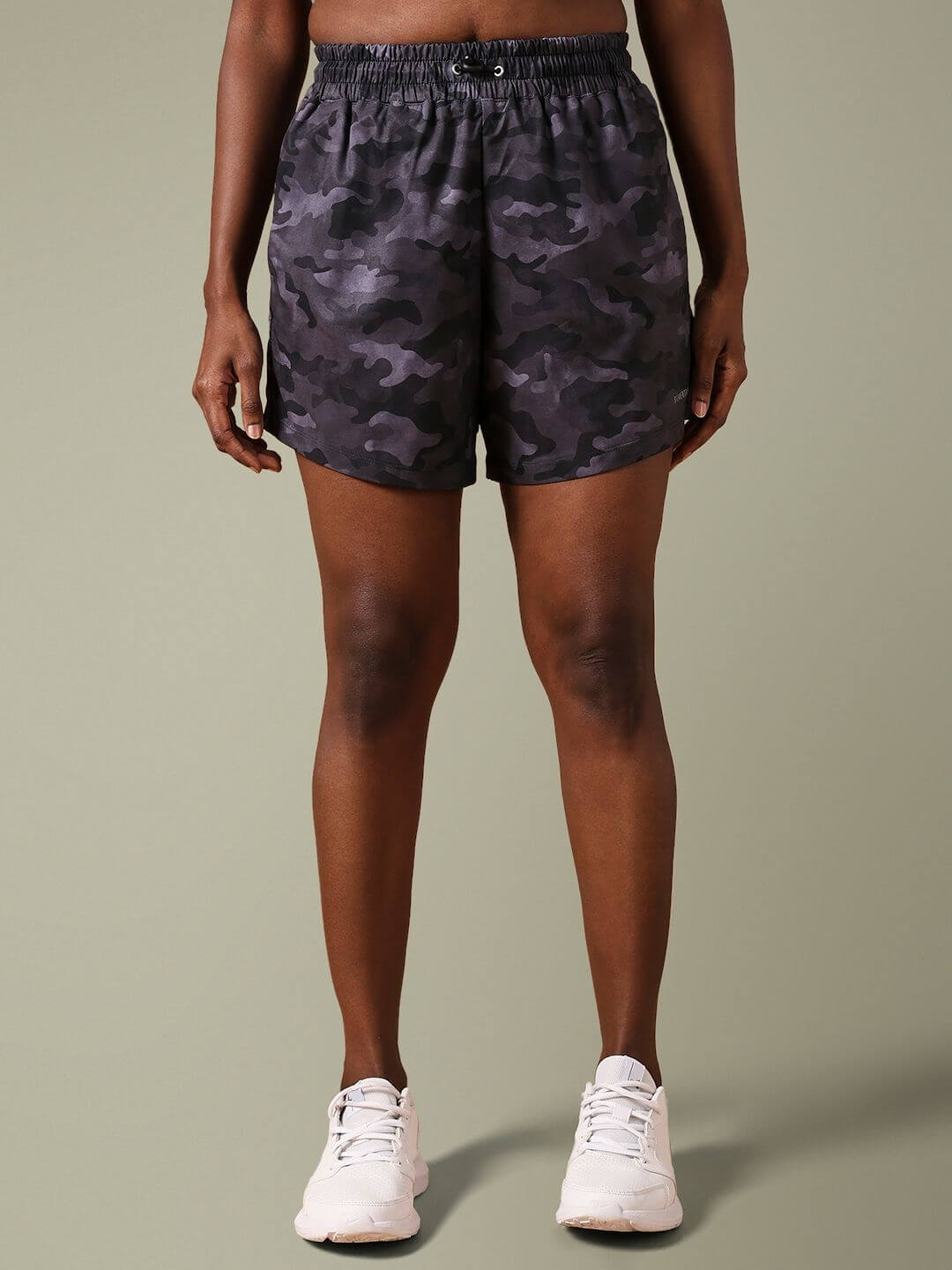 Pacer Shorts Dark Camo