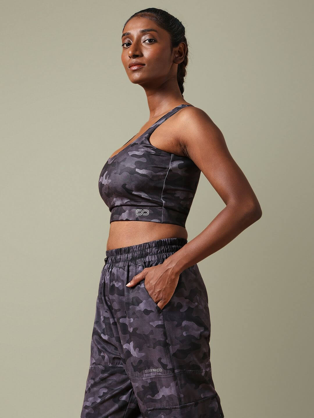 Shop-Aura Round Neck Sports Bra Dark Camo