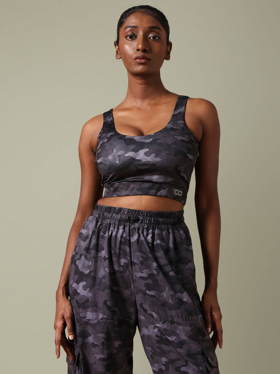 Shop-Aura Round Neck Sports Bra Dark Camo