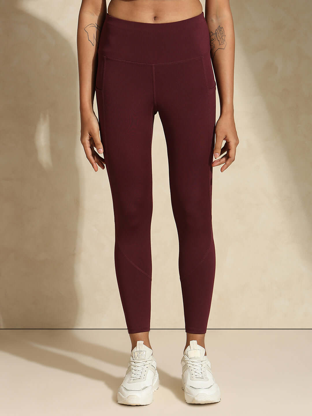 Shop-Plum High Impact Action Bra & Aura Leggings