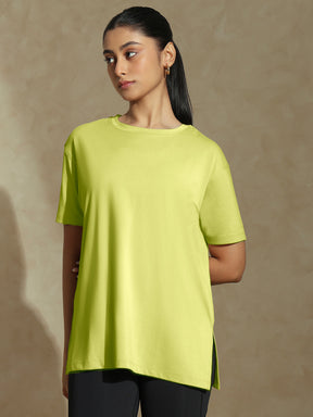 Best Women's Day Gift Ideas: Shop-FlowFit Oversized Tee Limeade | silvertraq