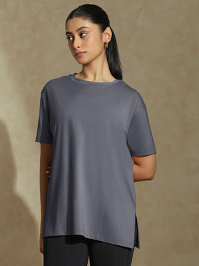 best Women's Day Gift Ideas: Shop-FlowFit Oversized Tee Deep Slate | silvertraq
