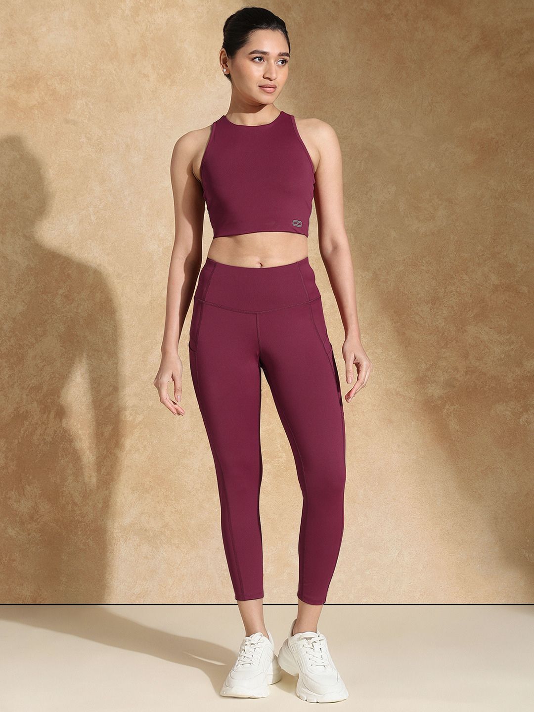 Keyhole Back Sports bra with Clasp & Luna Sculpt Leggings Berry Kiss