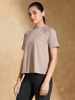 Shop-Traqfit Raglan Tee Hazelnut