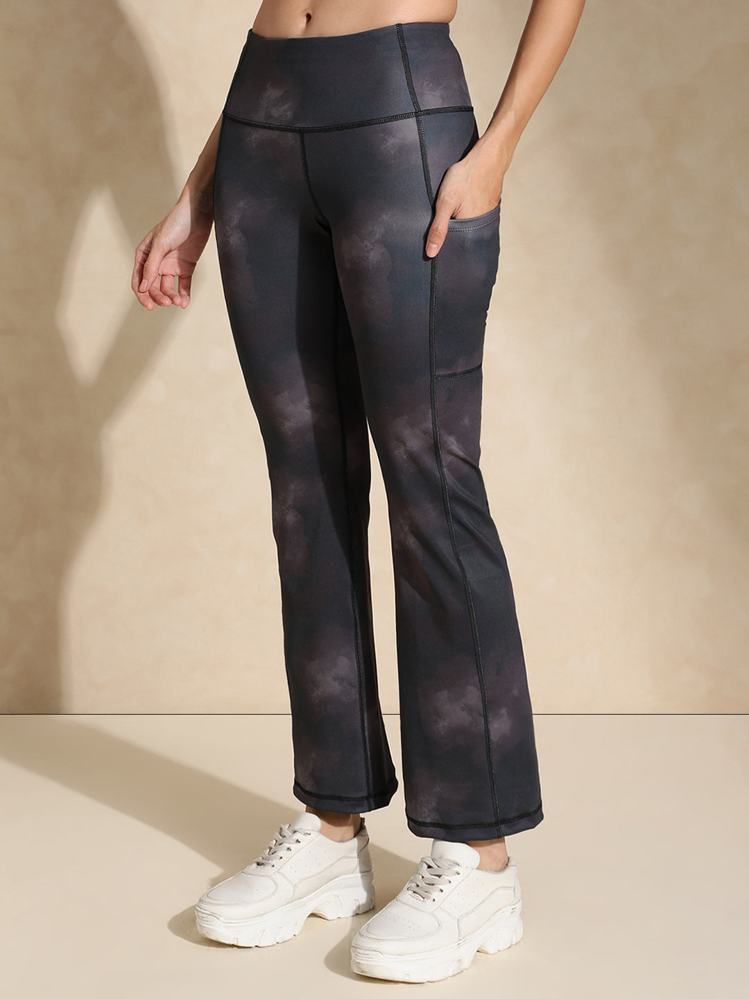 Shop-Luna Sculpt Flare Pants Acid wash