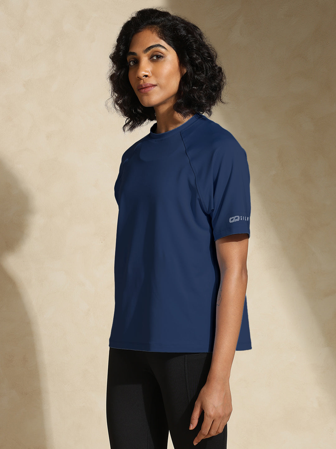 Shop-Traqfit Raglan Tee Navy