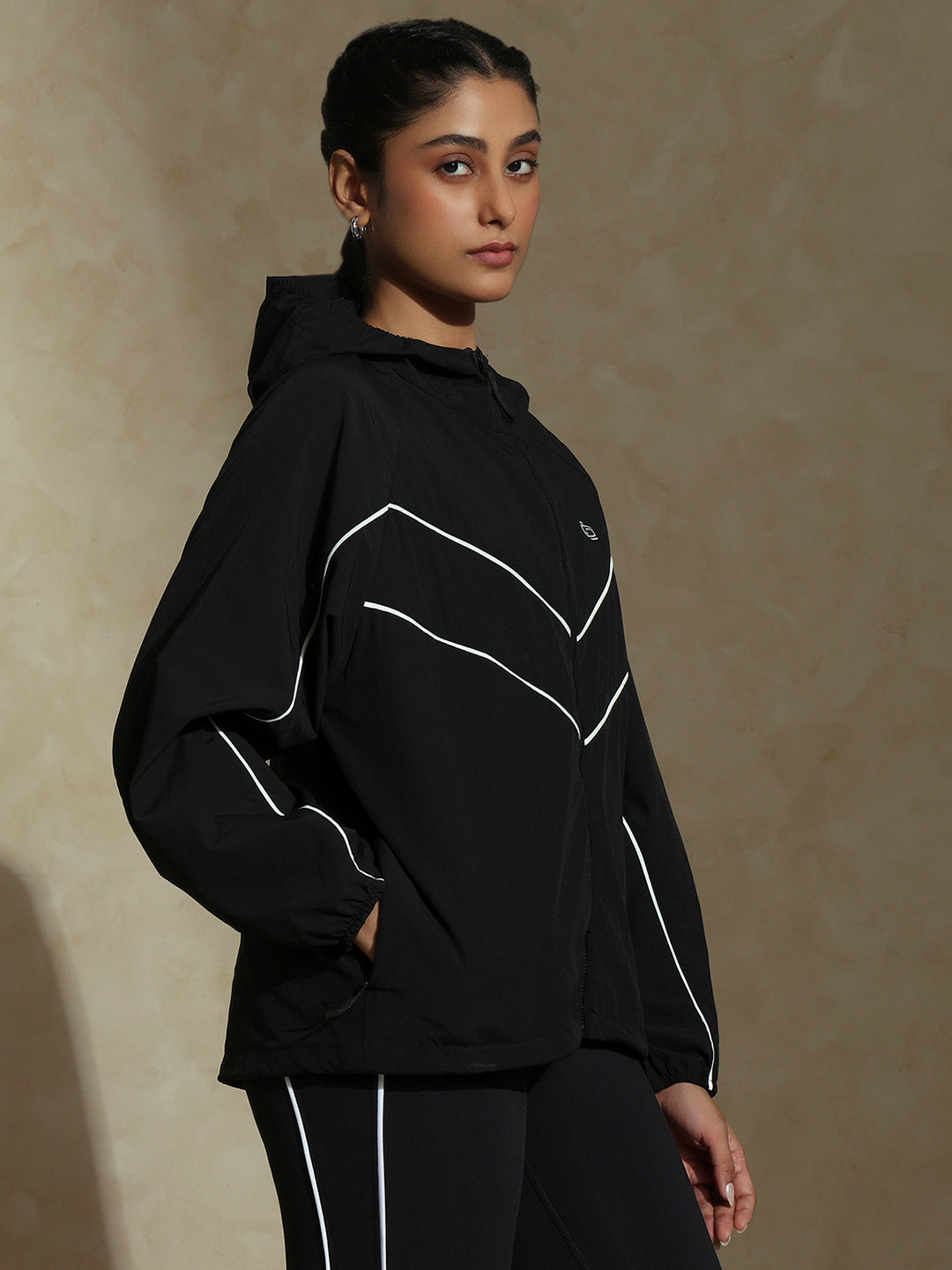 Shop-TraqRunner Ripstop Jacket Black
