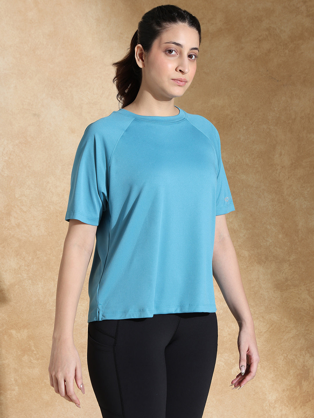 Shop-Traqfit Raglan Tee Port Blue