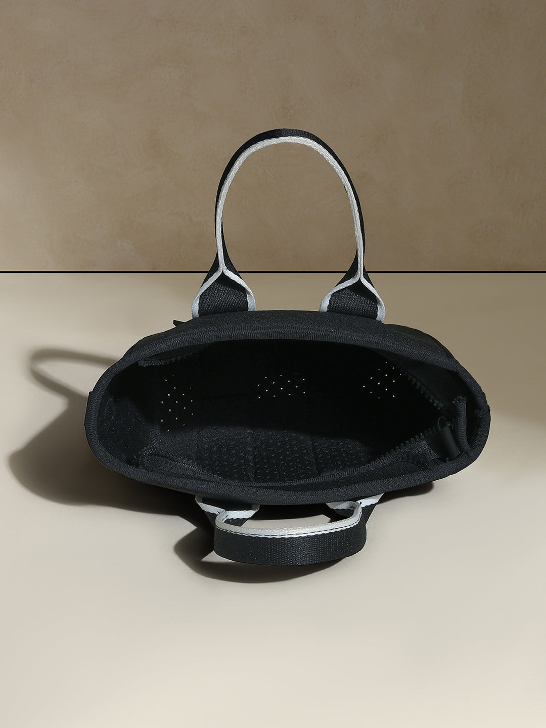 Shop-Mini Traq Tote Black