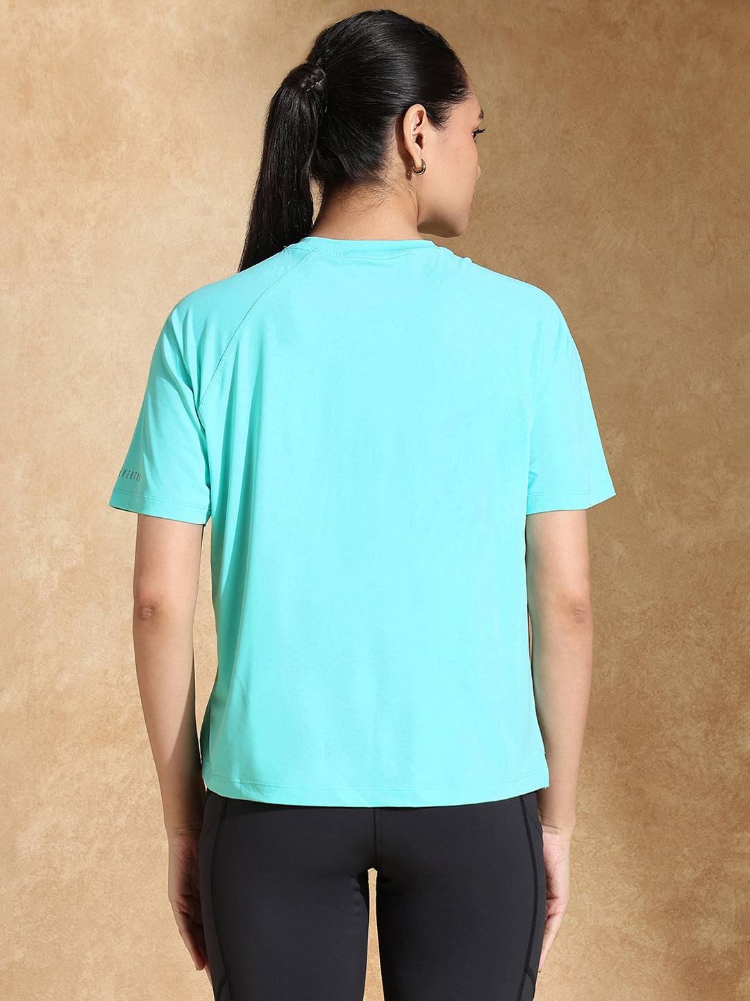 Shop-Traqfit Raglan Tee Aqua Rush