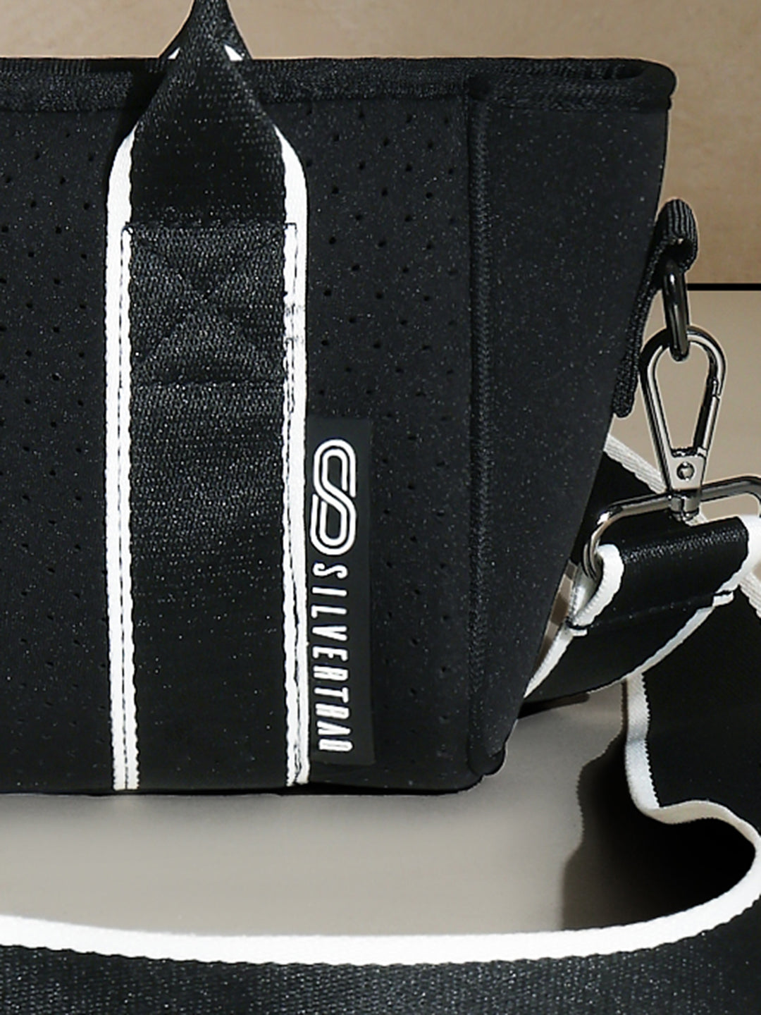 Shop-Mini Traq Tote Black