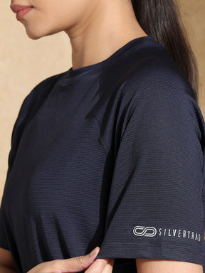 Shop-Traqfit Raglan Tee Navy