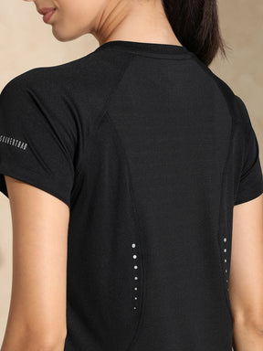 Shop-AeroMesh Short Sleeve Tee Black
