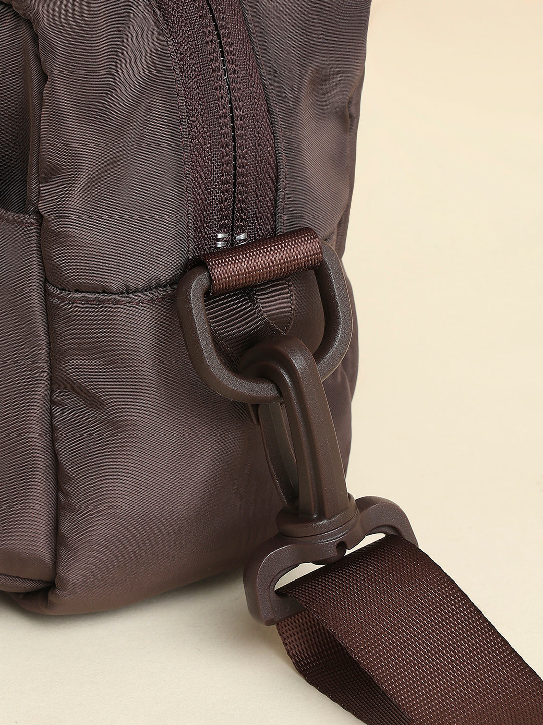 Shop-Traq Sling Bag Java