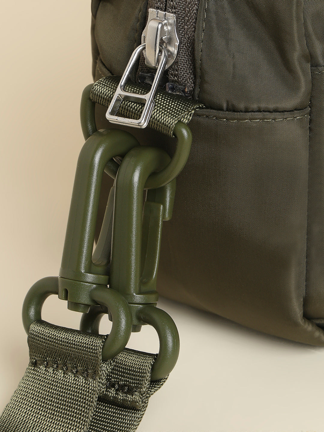 Shop-Traq Sling Bag Olive