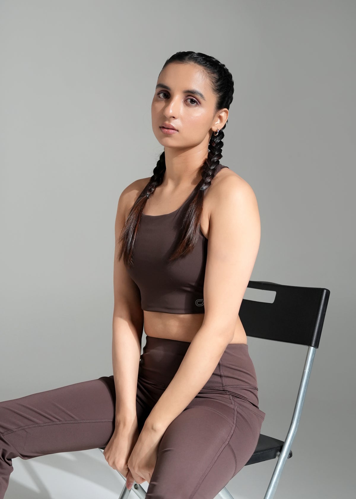 Shop-High Impact Action Bra & Aura Leggings Java