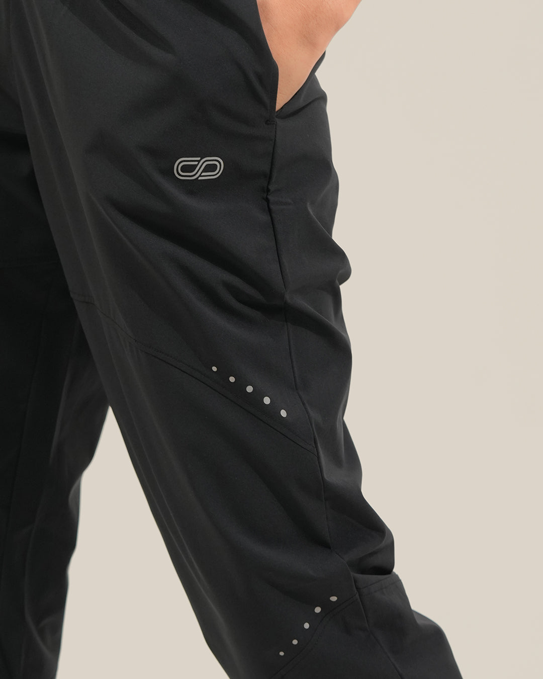 Shop-TraqFlow Woven Pants Black