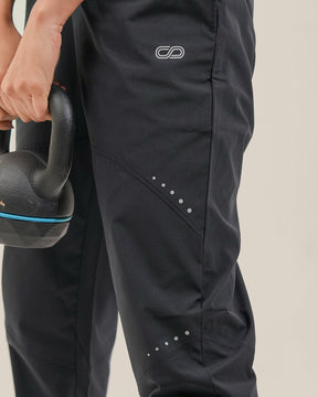 Shop-TraqFlow Woven Pants Black