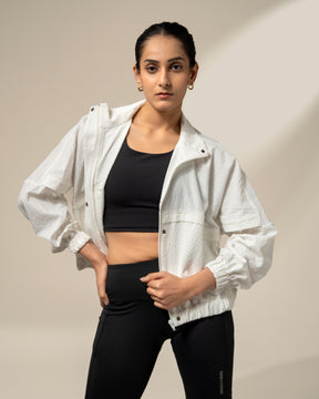 Shop-AeroTraq Runner Jacket Cloud Dancer