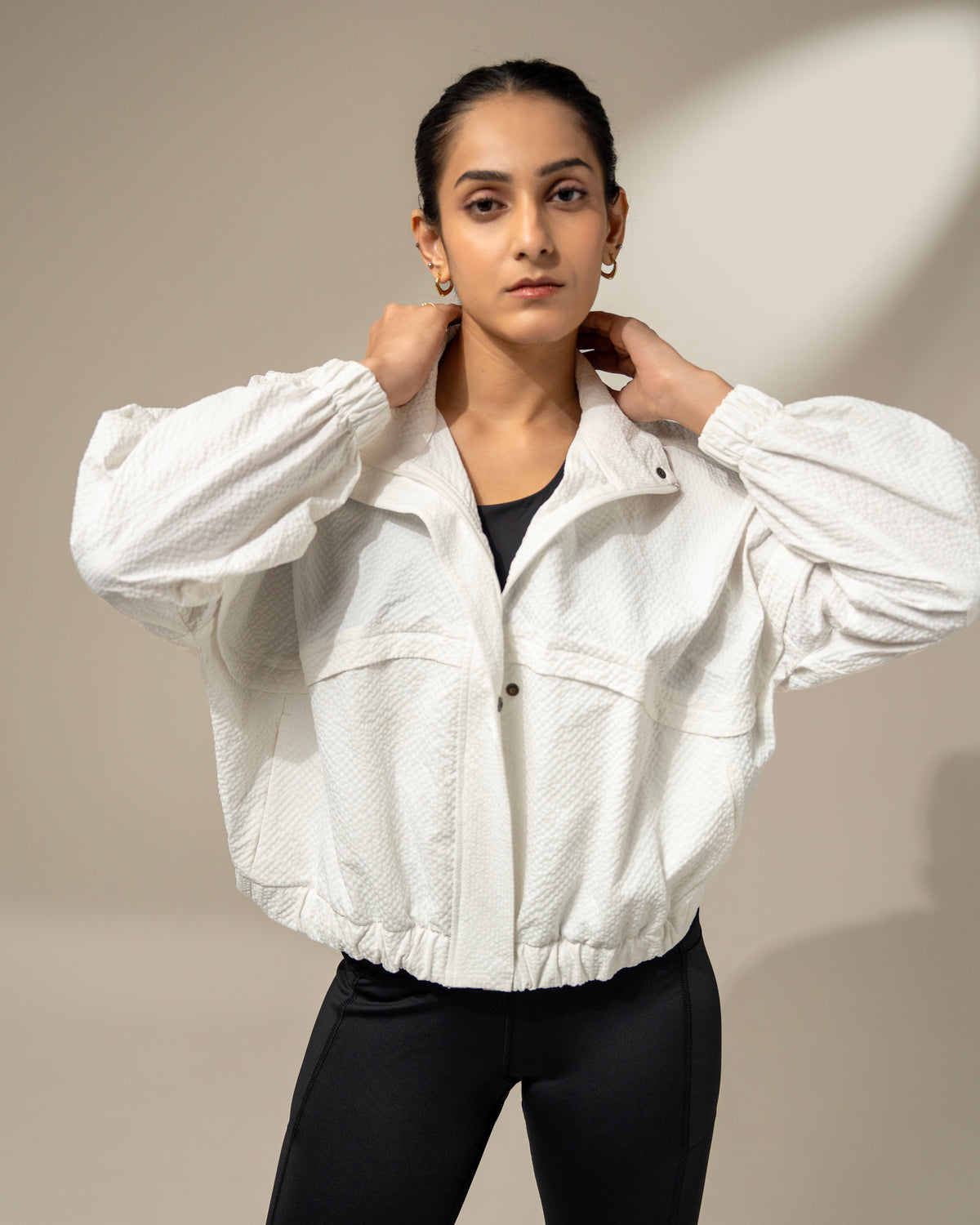 Shop-AeroTraq Runner Jacket Cloud Dancer