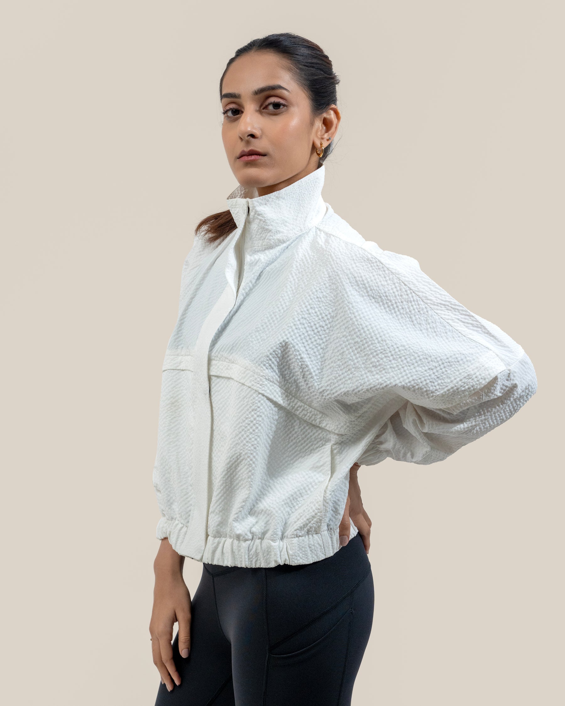 Shop-AeroTraq Runner Jacket Cloud Dancer