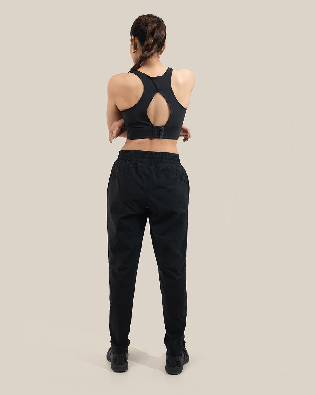 Shop-TraqFlow Woven Pants Black
